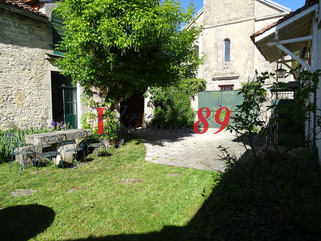 Maison à CHATILLON-SUR-SEINE