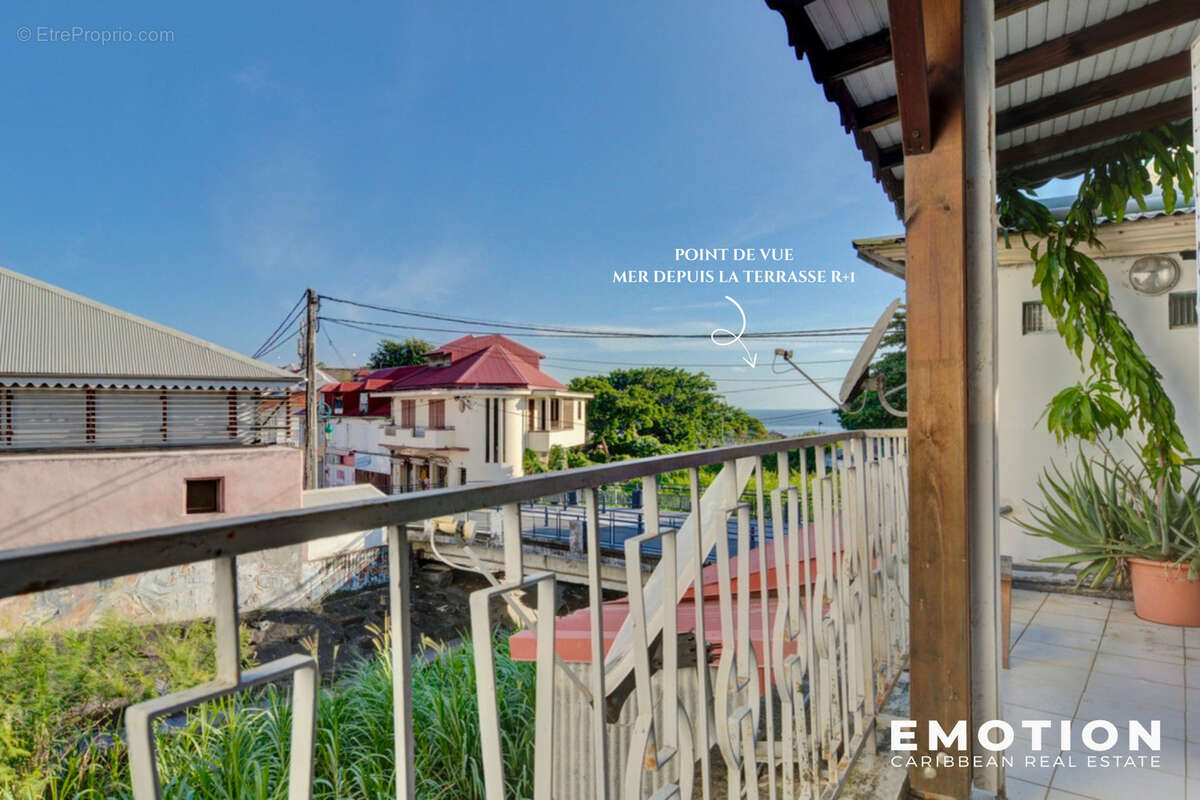 Appartement à BASSE-TERRE