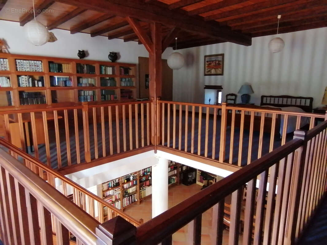 Maison à FRAUSSEILLES