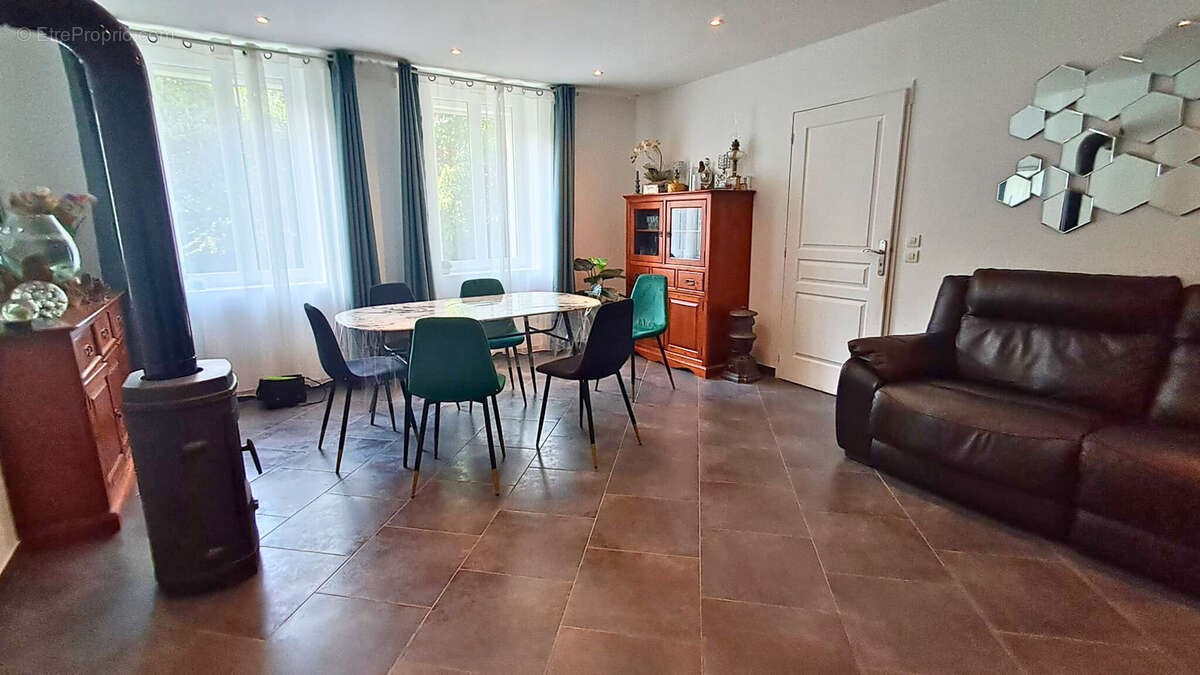 Maison à MARLY-GOMONT