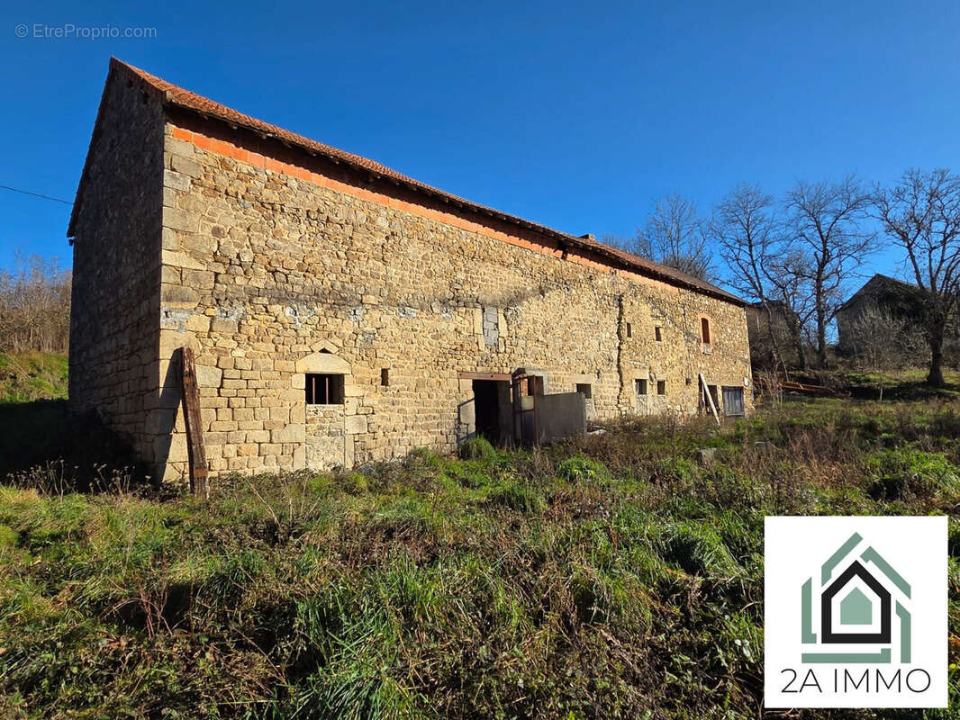 Maison à CHARRON