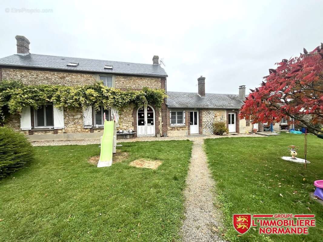 Maison à PACY-SUR-EURE