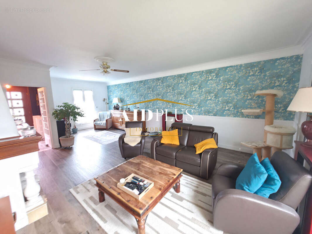 Maison à SAINT-PRIX