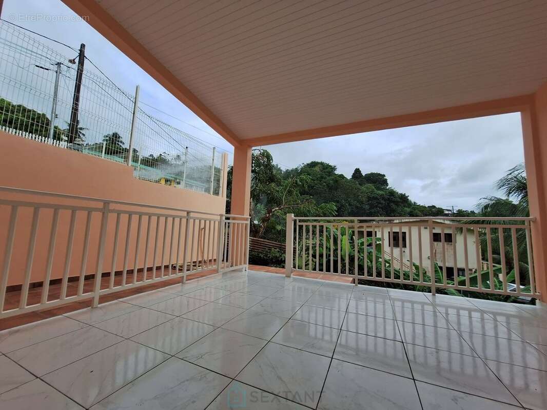 Maison à LE LAMENTIN