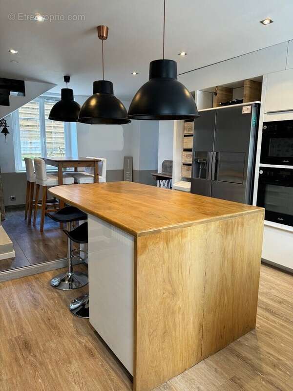 Maison à BRUYERES-LE-CHATEL