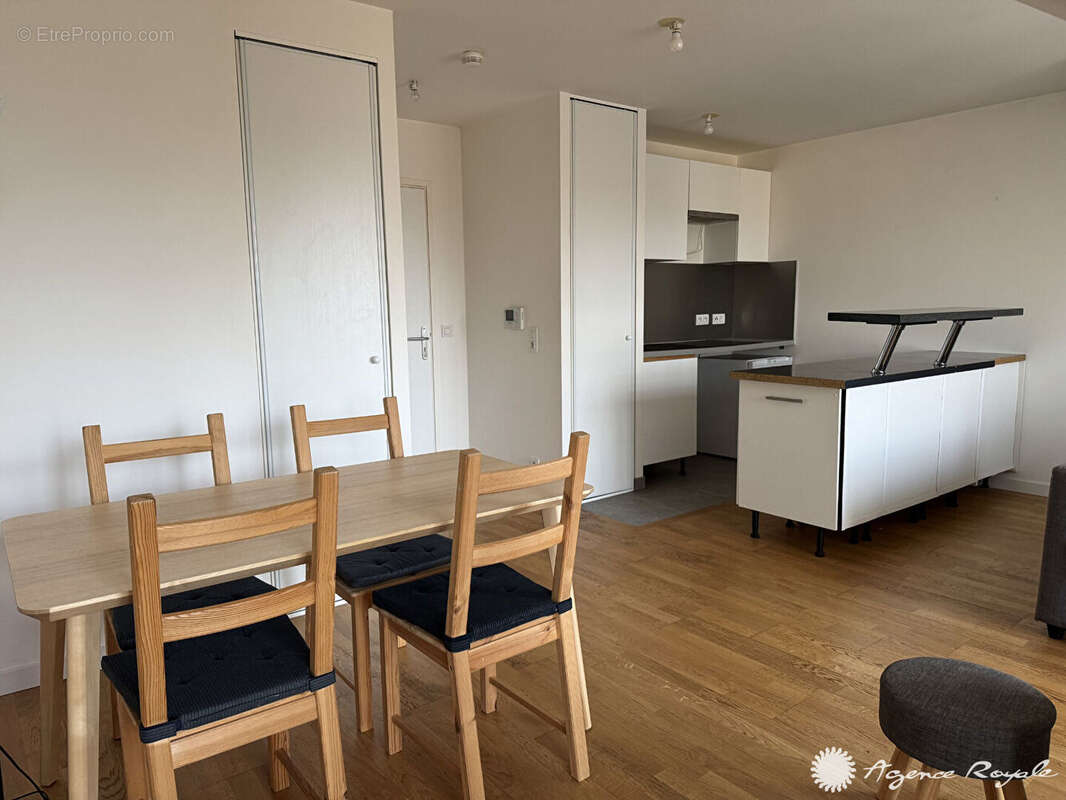 Appartement à MAREIL-MARLY