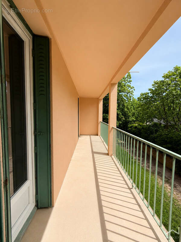 Isabelle di natale vous présente en exclusivité sur pierrelatte    appartement sans travaux  100m2 - 4 chambre - photo 7