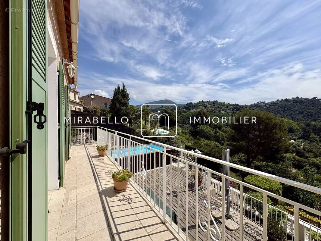 Maison 193 m² à Colomars  - photo 13