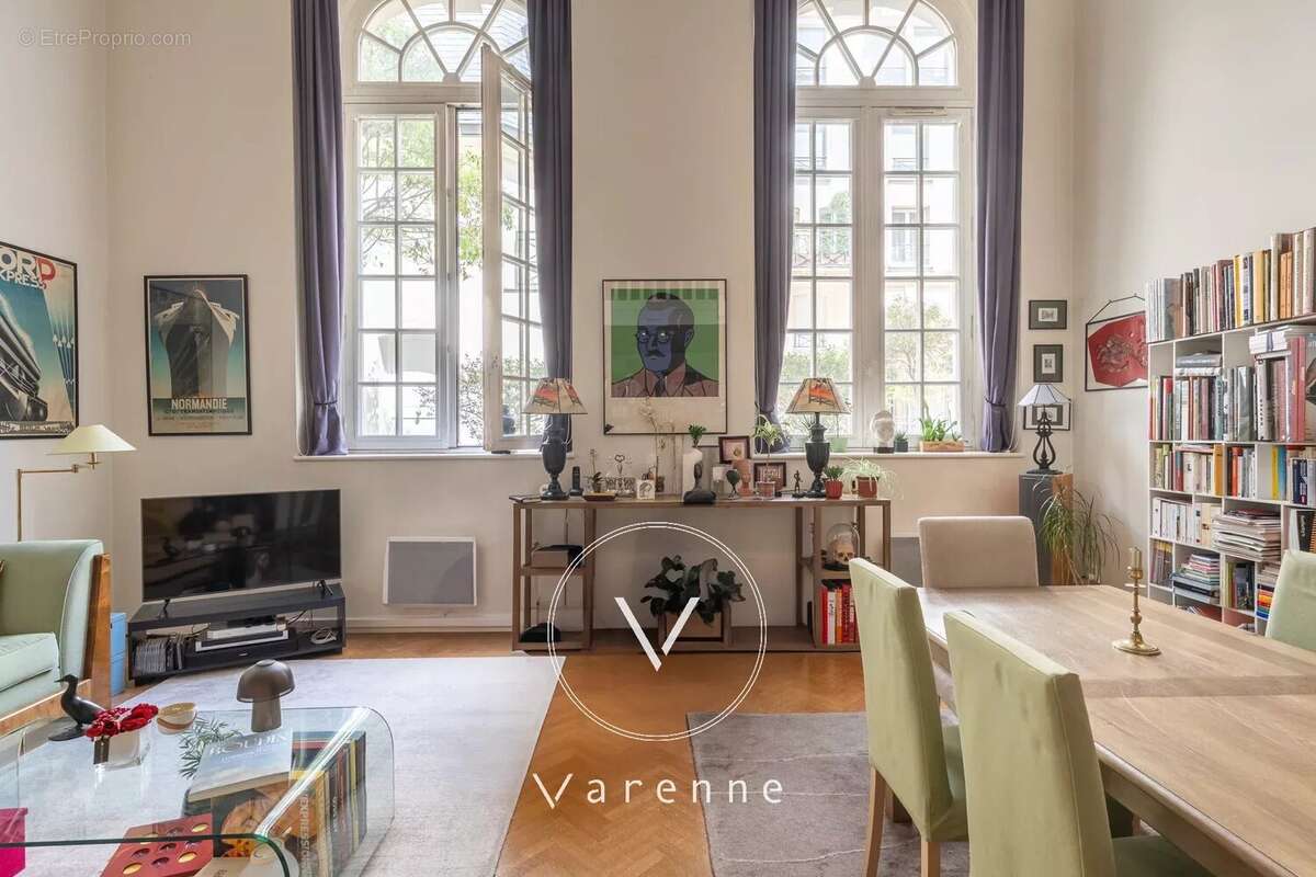 Appartement à PARIS-6E