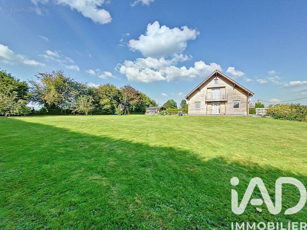 Maison 161 m² à Regniowez  - photo 7