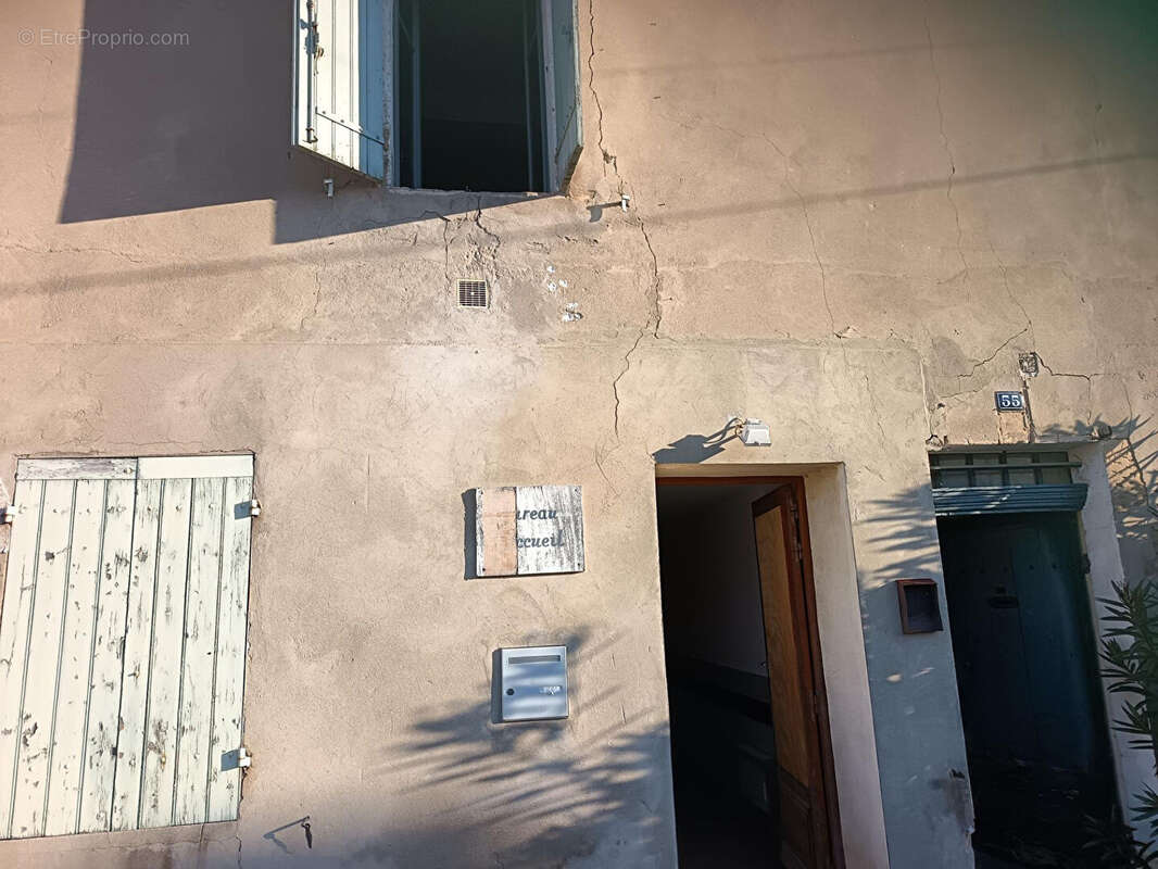 Maison à CHATEAURENARD