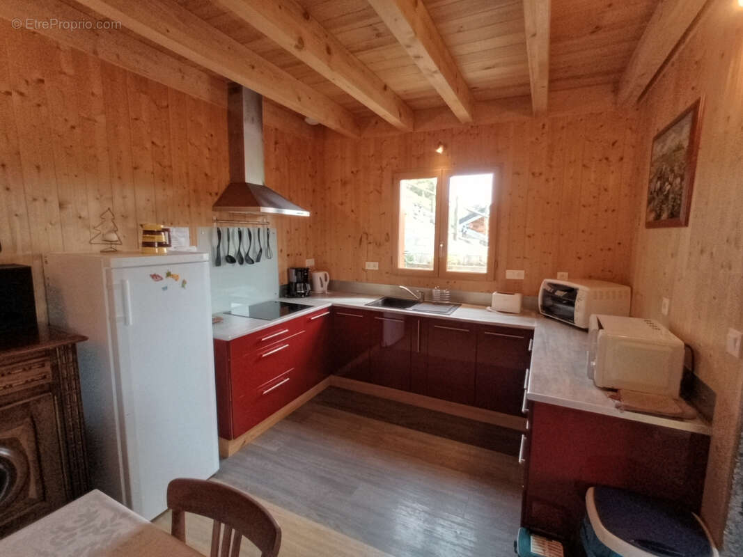 Maison à MURAT-LE-QUAIRE