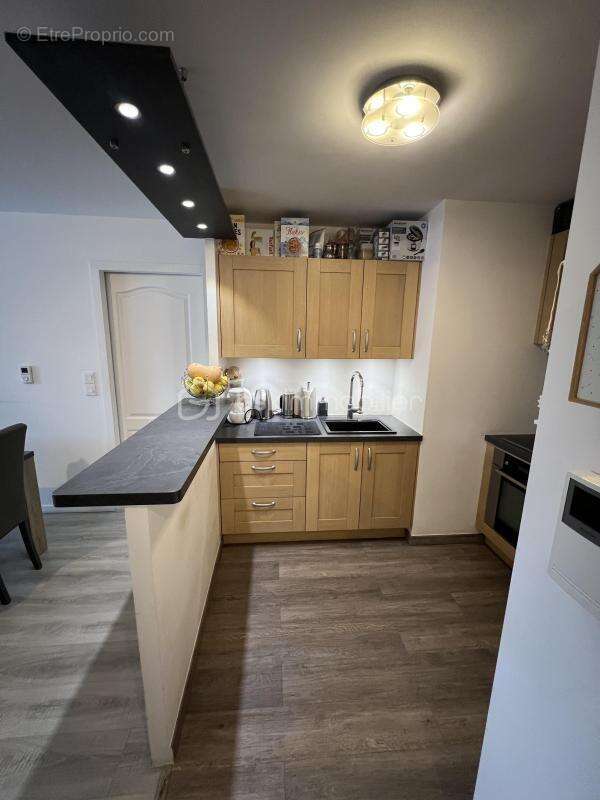 Appartement à VERT-SAINT-DENIS