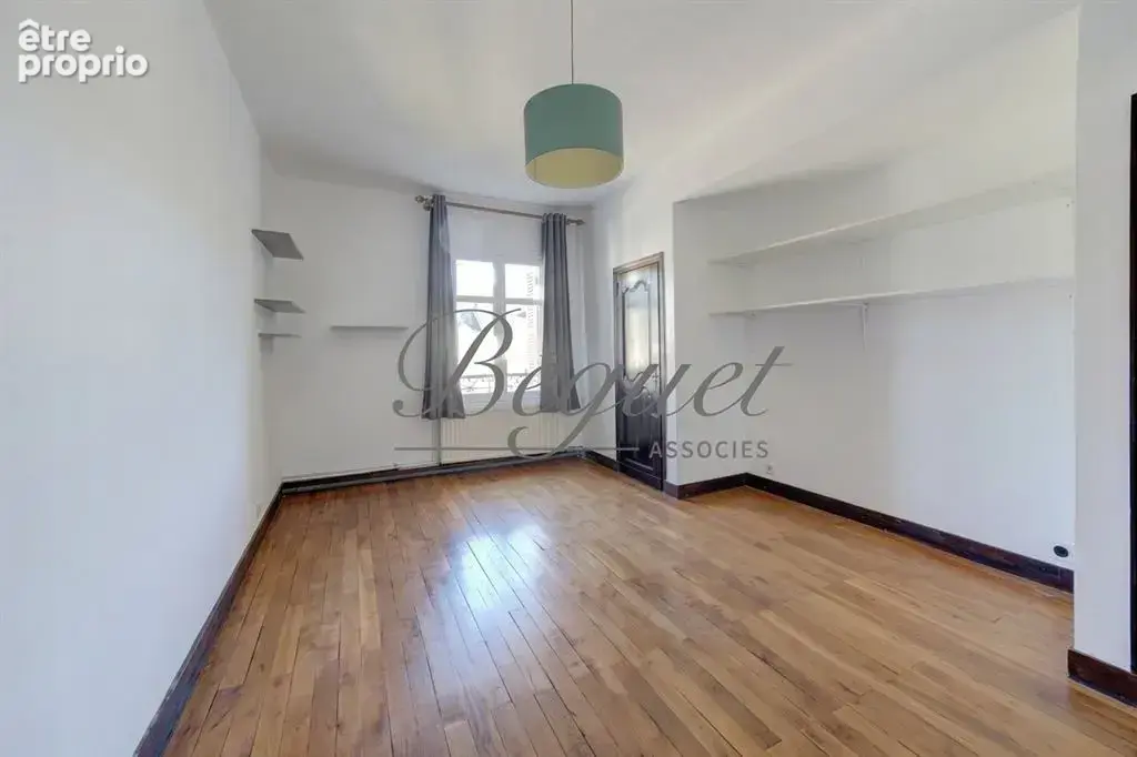 Tours (37000) – Maison de ville de 310 m², 6 chambres, garage fermé – Indre-et-Loire, Centre-Val de Loire - photo 9