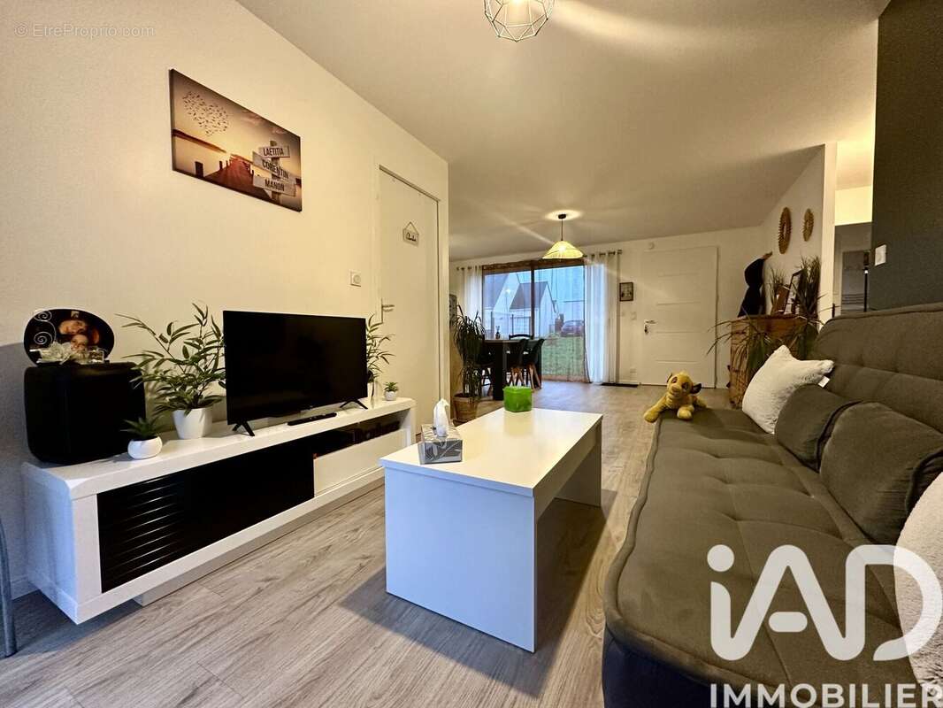 Photo 5 - Maison à LES BRULAIS