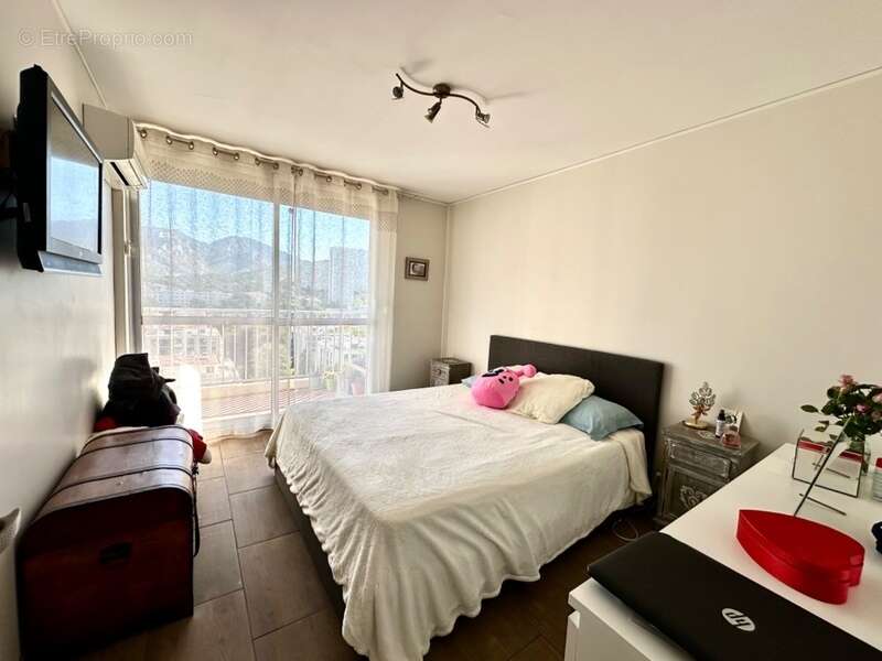 Appartement à MARSEILLE-9E
