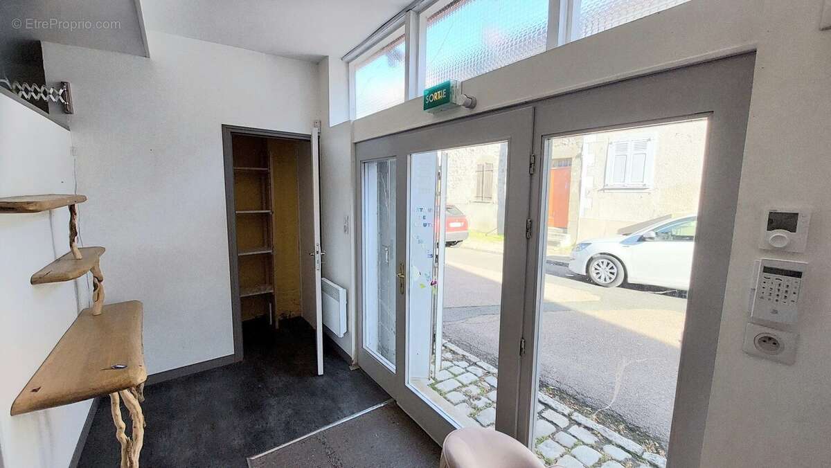 Autre à COUZEIX