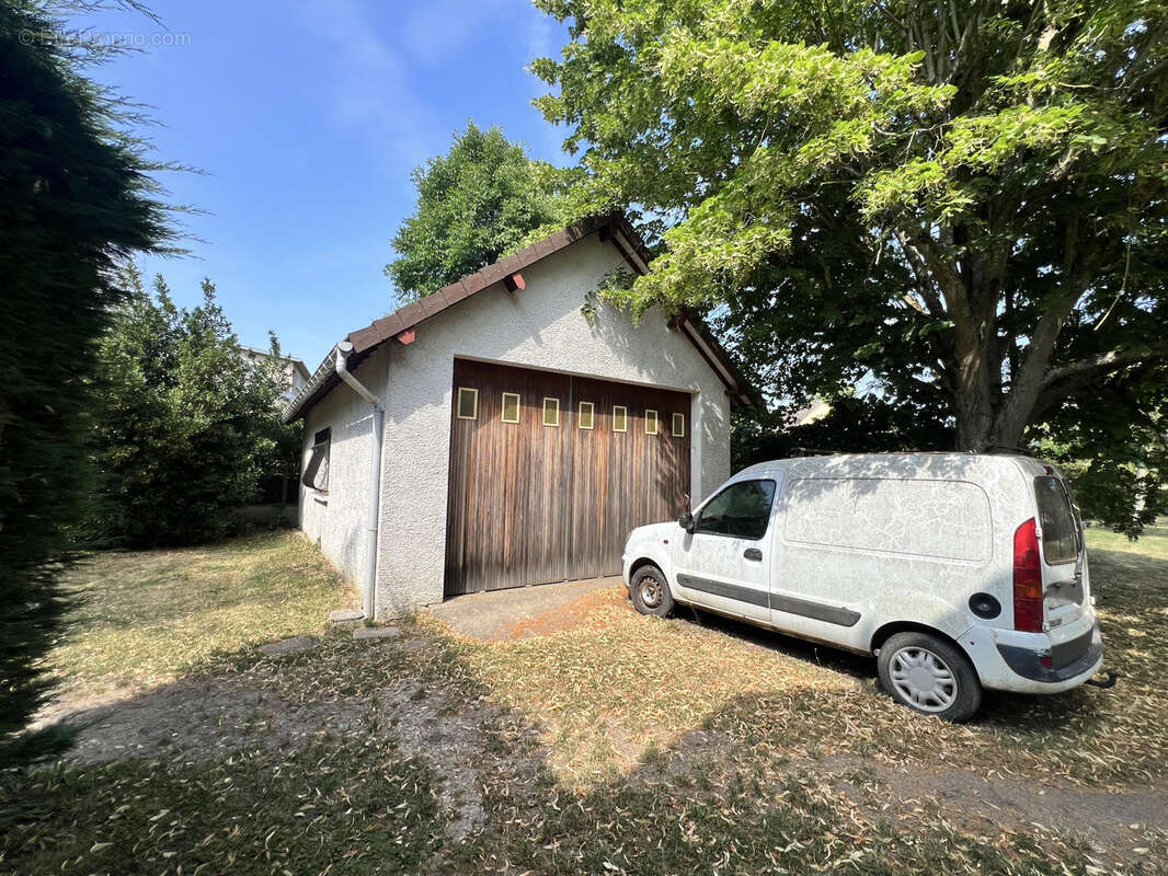 Maison 97 m² à Saussay  - photo 2