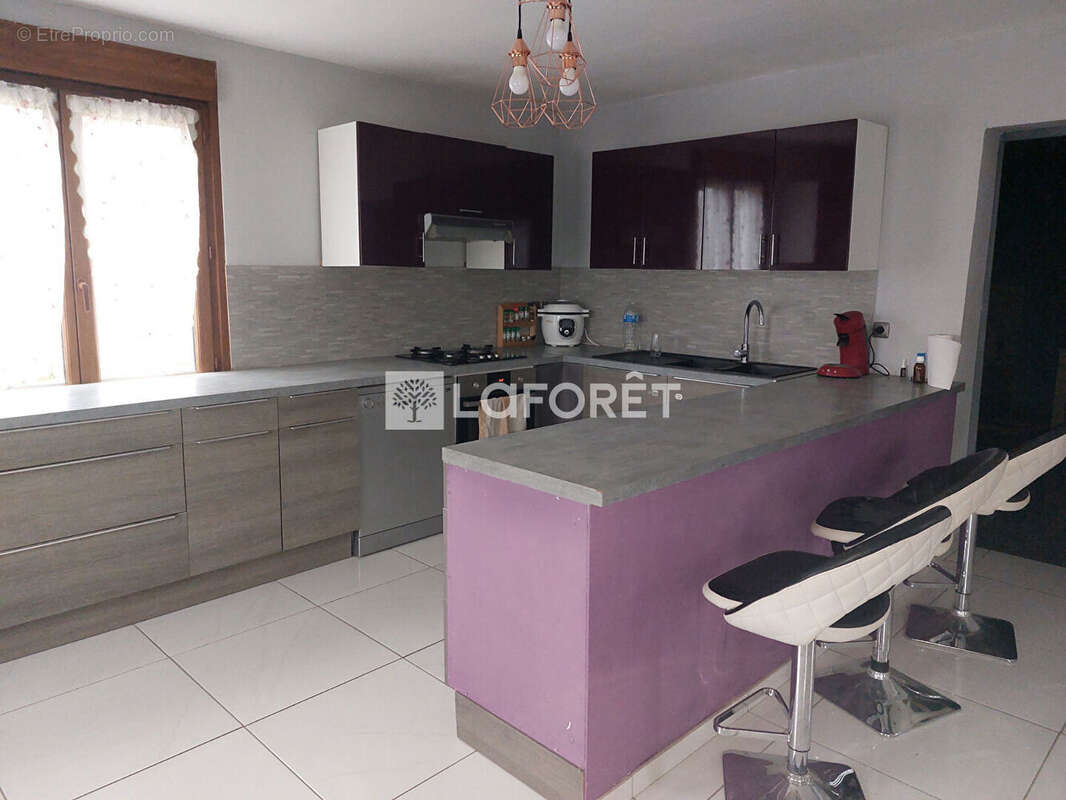 Maison à REBREUVIETTE