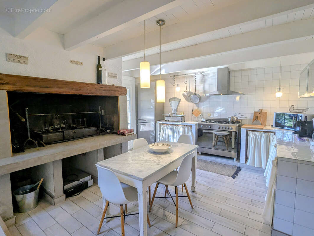 Le trésor caché: Belle propriété aux portes de Gruissan, un bien d'exception avec 24 690m2 de terrain! - photo 13
