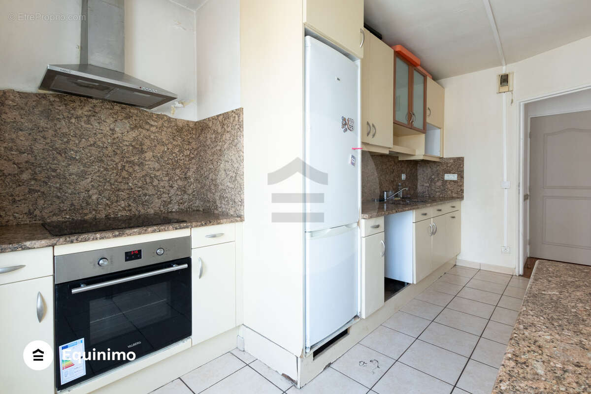 Appartement 5 pièces de 125 m2 avec 2 balcons et box   Avenue du Maréchal Juin - photo 19