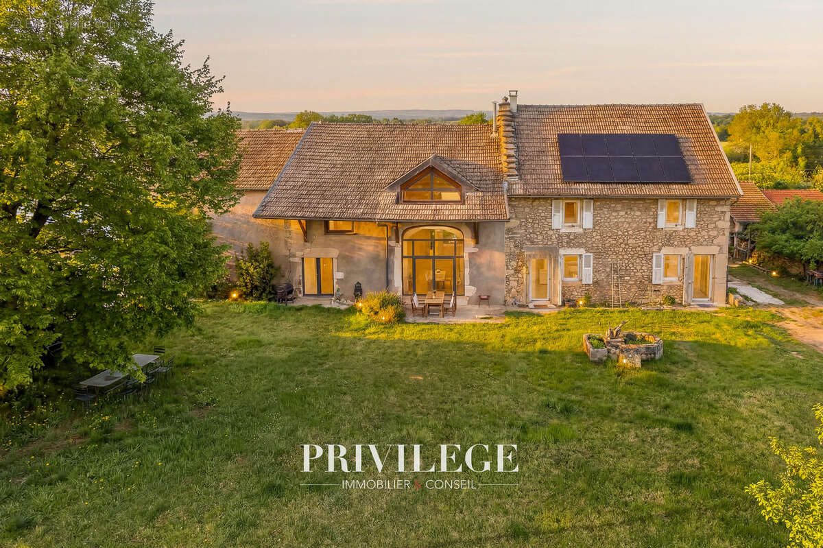 Maison à BELLEY