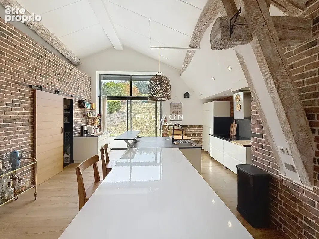 Maison 12 pièces 460 m² à vendre à Saint-Pierre-Le-Vieux (71520) - photo 8