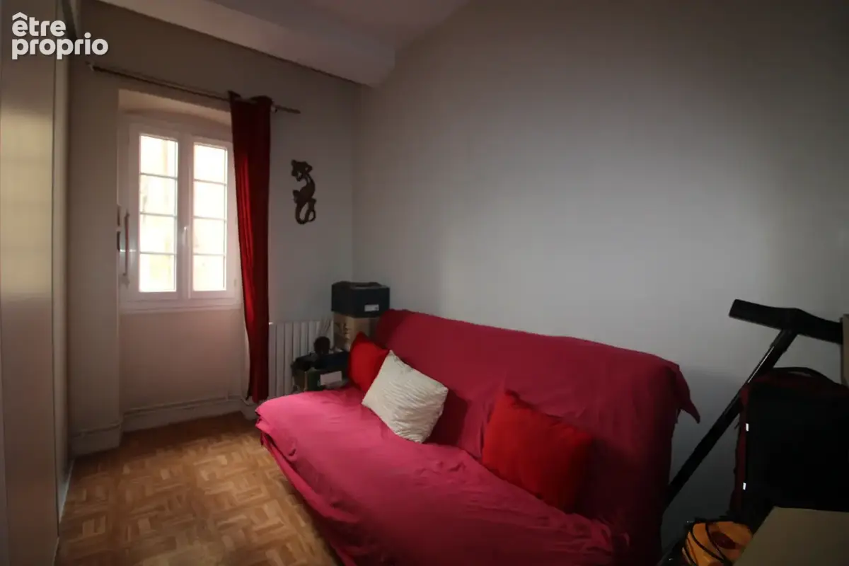 MAISON DE VILLAGE 6 CHAMBRES. 130 m2 habitable + 54 m2 de caves. - photo 10