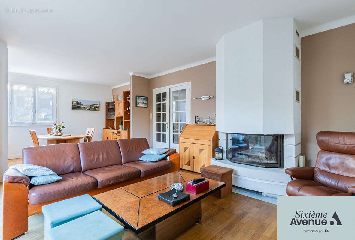 Maison à CHILLY-MAZARIN