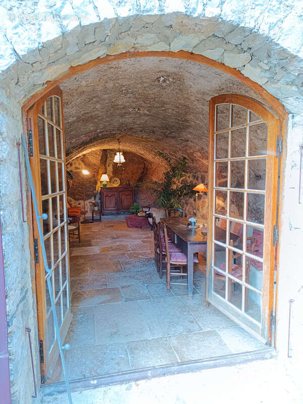 Maison à VAISON-LA-ROMAINE