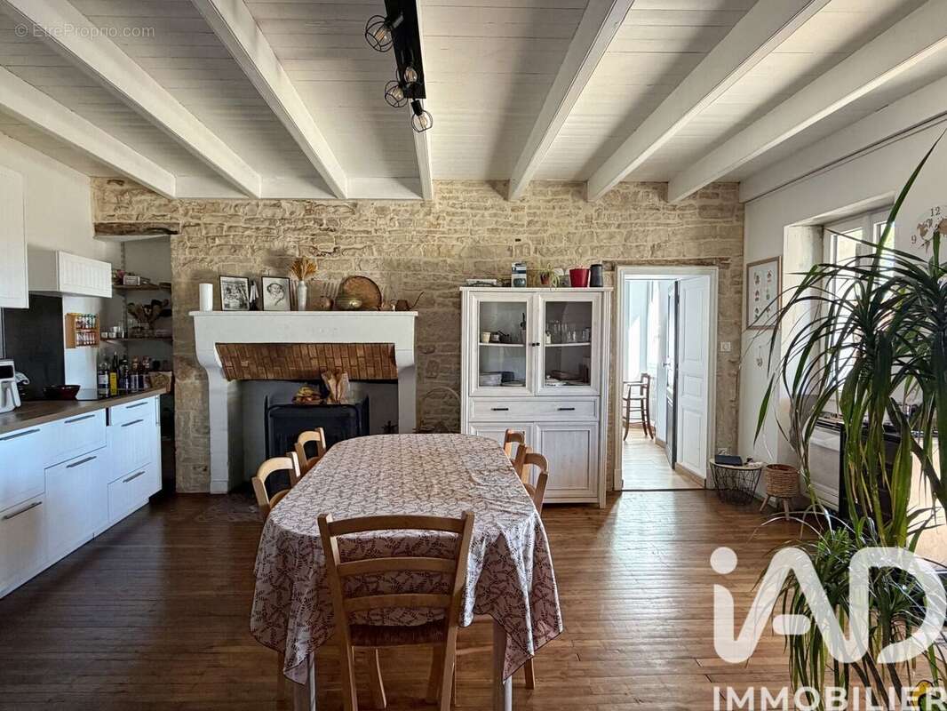 Photo 2 - Maison à MAINE-DE-BOIXE