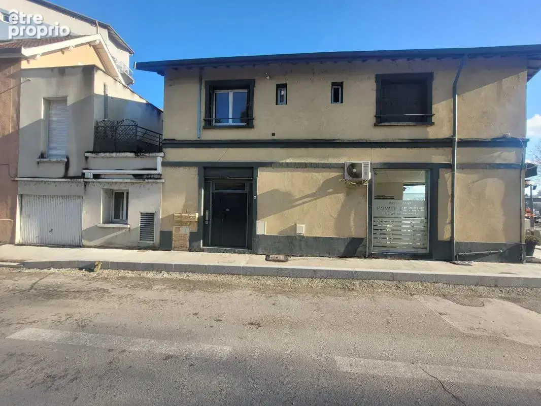 Immeuble de rapport - Villeurbanne / Roger Planchon - photo 3