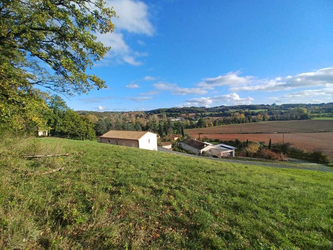 Terrain à LOMBERS