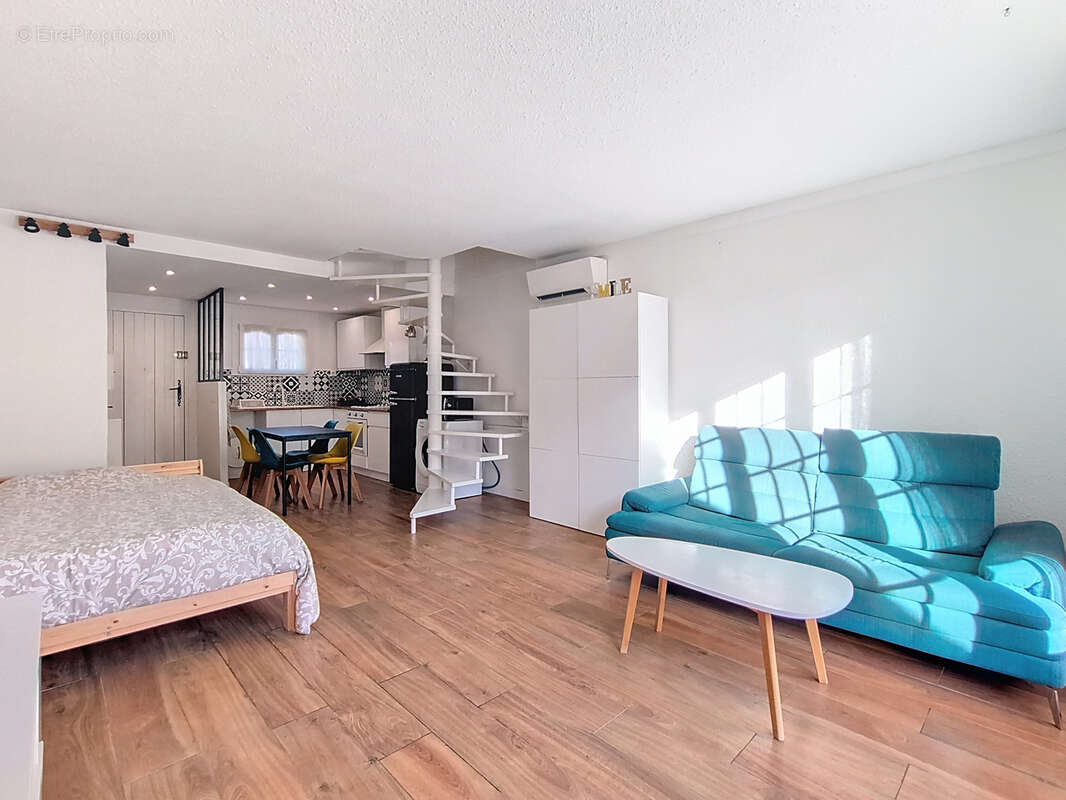 Appartement à SAINT-RAPHAEL