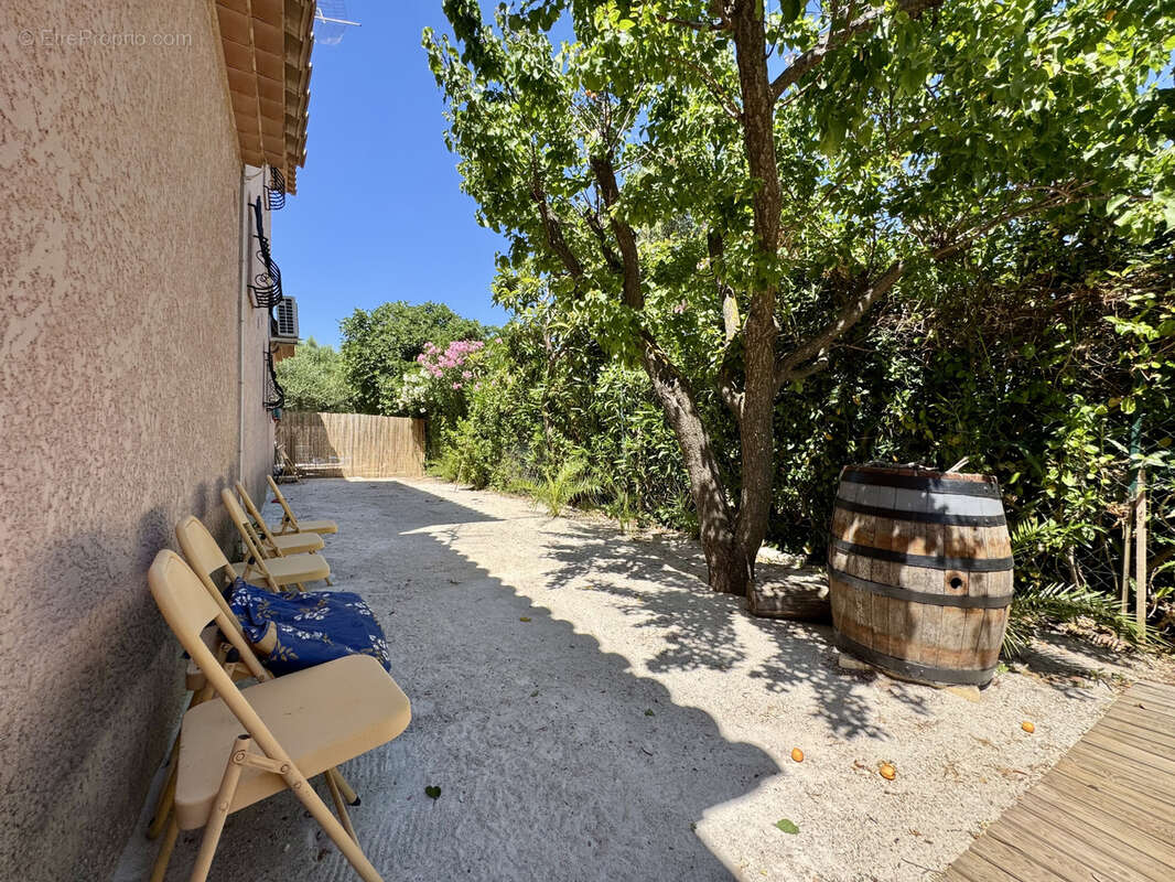 Maison à LA LONDE-LES-MAURES