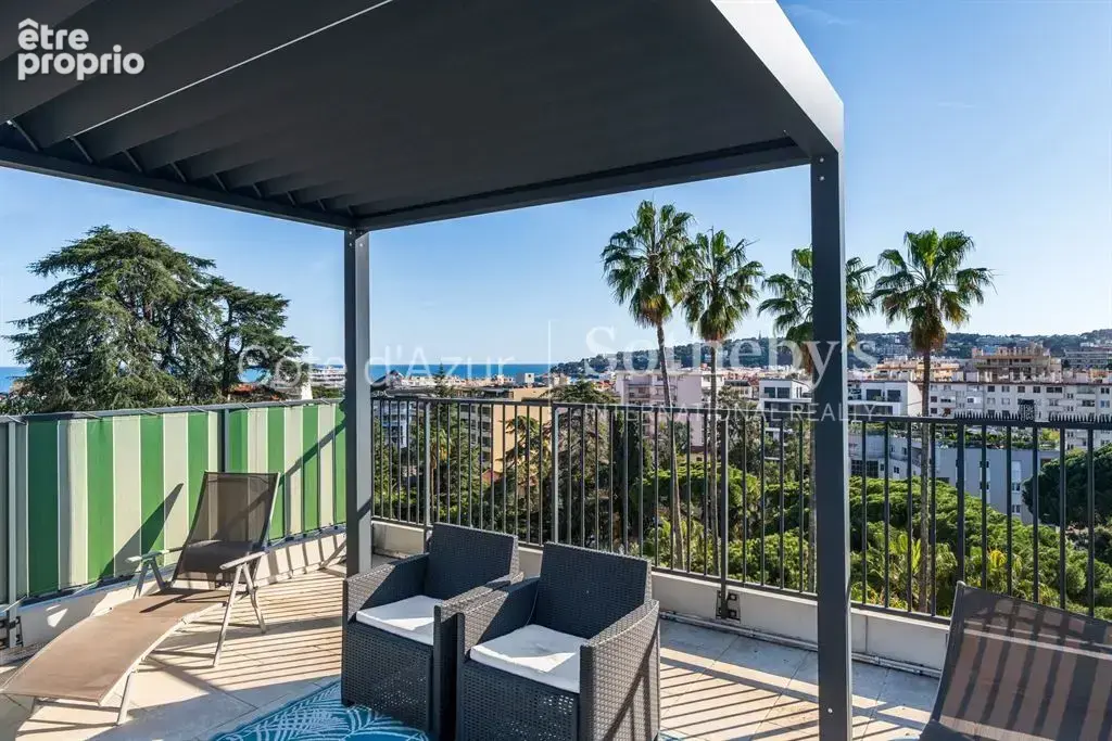 Menton penthouse dernier étage avec rooftop, piscine et vue mer panoramique - photo 17
