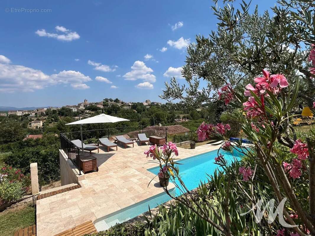 Grande maison de Charme à vendre  à Montmeyan avec Piscine, garage, abri voiture - photo 24