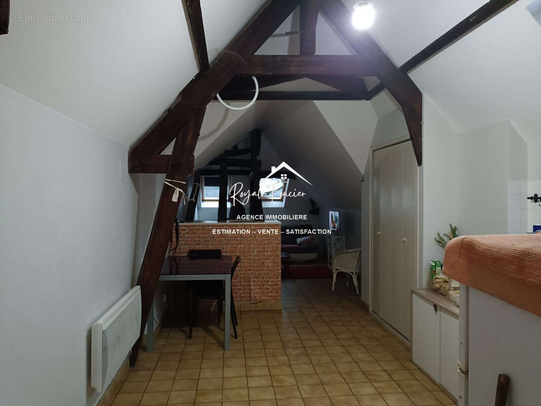 Pièce de vie  - Appartement à CHATELLERAULT