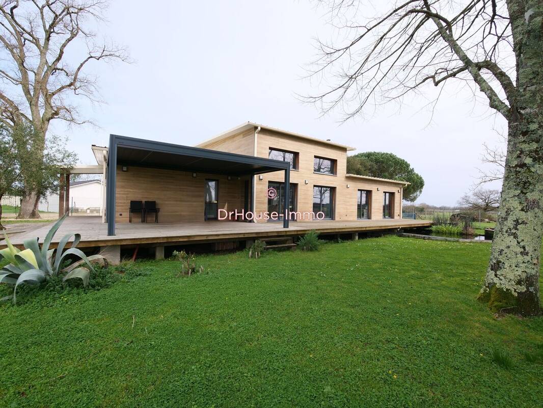 Maison à LAMARQUE