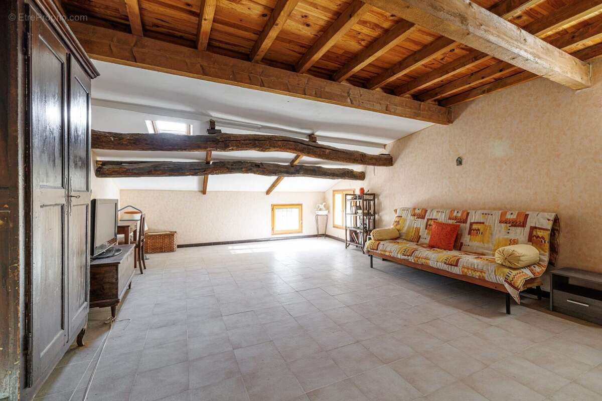 Maison à L'ESCARENE
