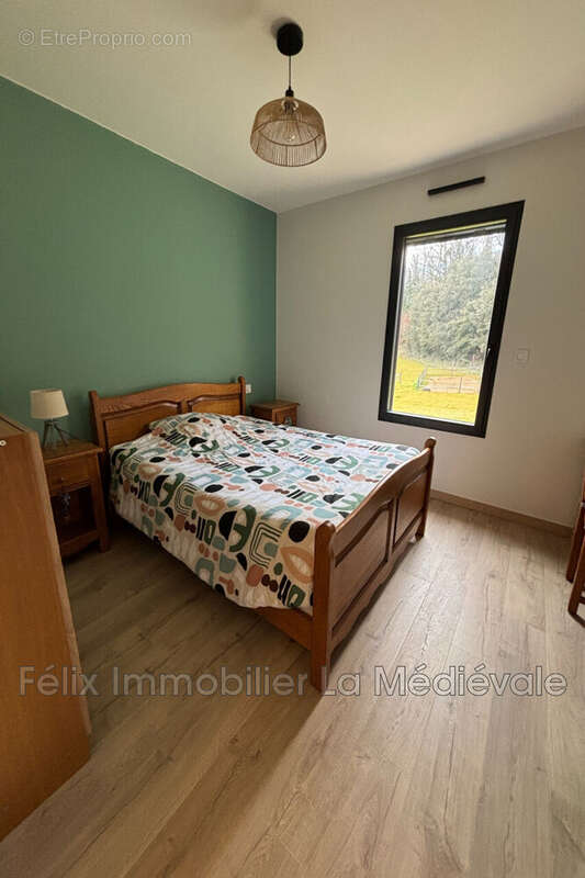 Maison à CARSAC-AILLAC