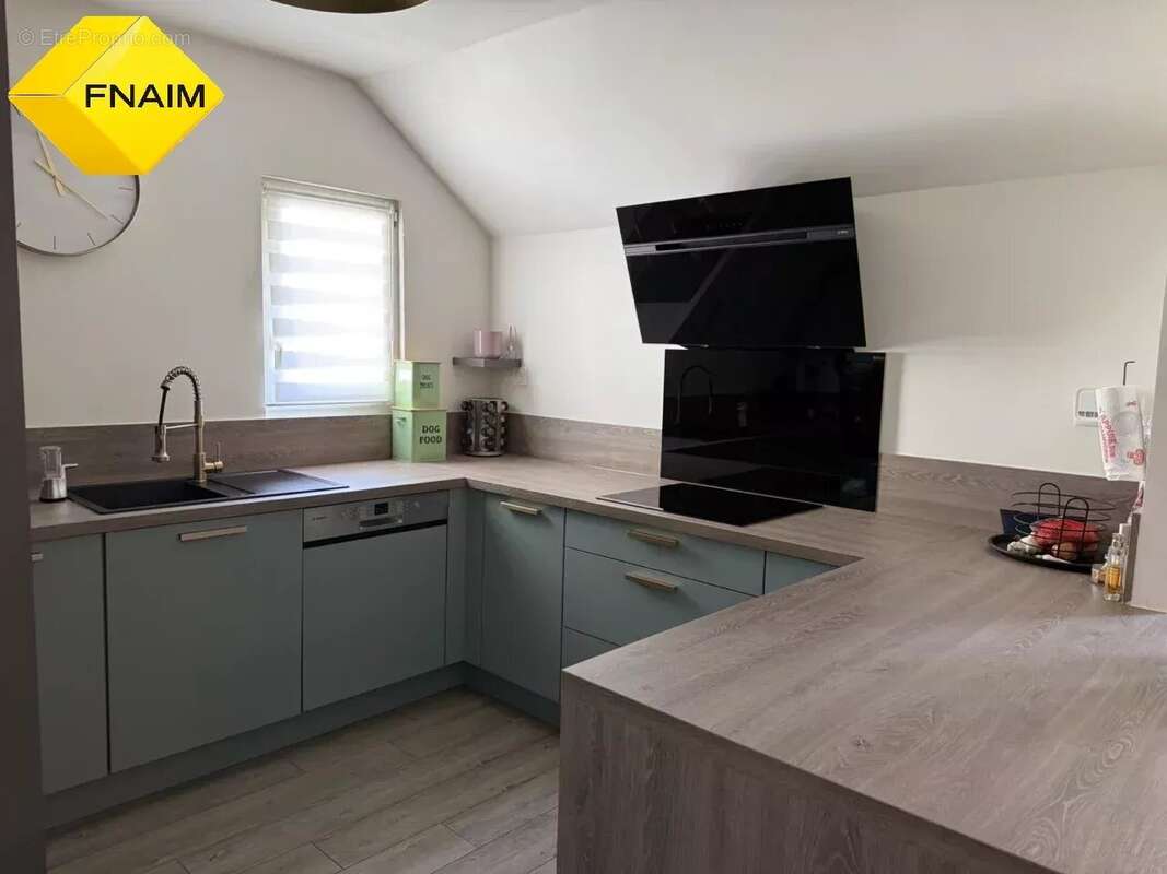 Appartement à SAINTE-GENEVIEVE-DES-BOIS