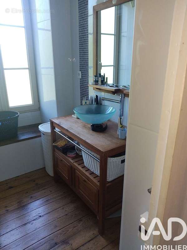 Maison 164 m² à Saint-Georges-De-Noisne  - photo 7