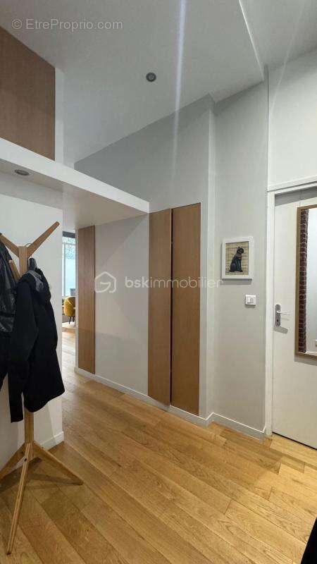 Commerce à PARIS-18E