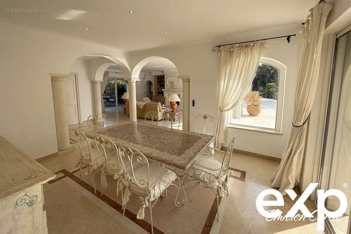 Maison à SAINTE-MAXIME