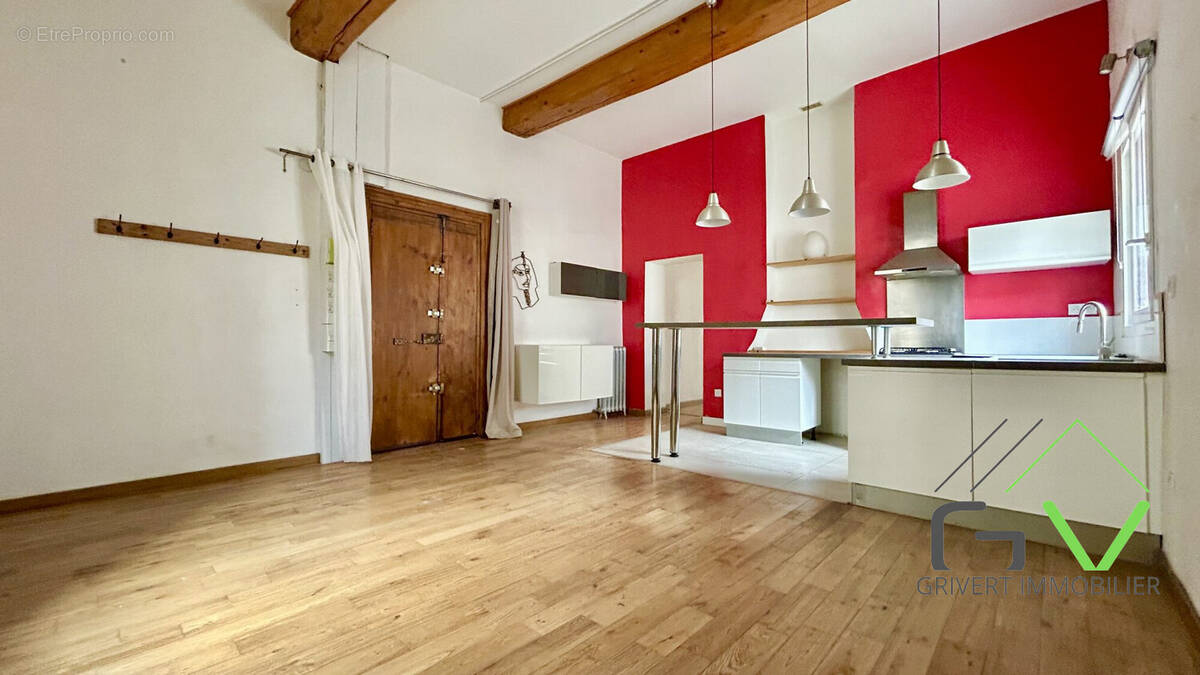 Appartement à NIMES