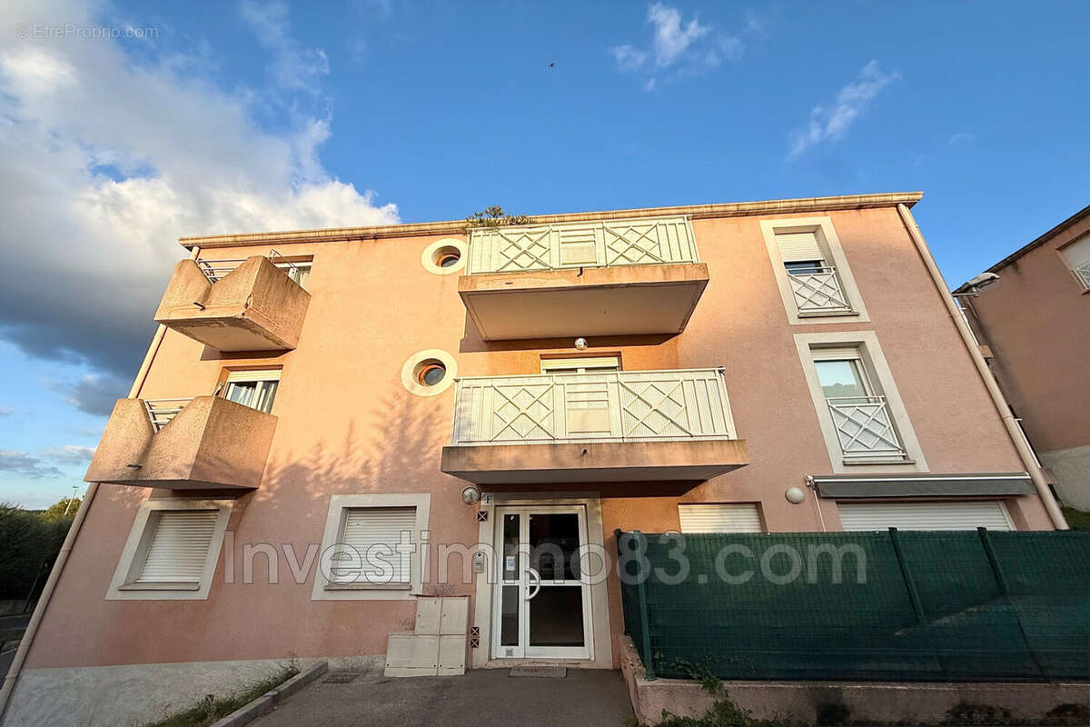 Appartement à LA PENNE-SUR-HUVEAUNE