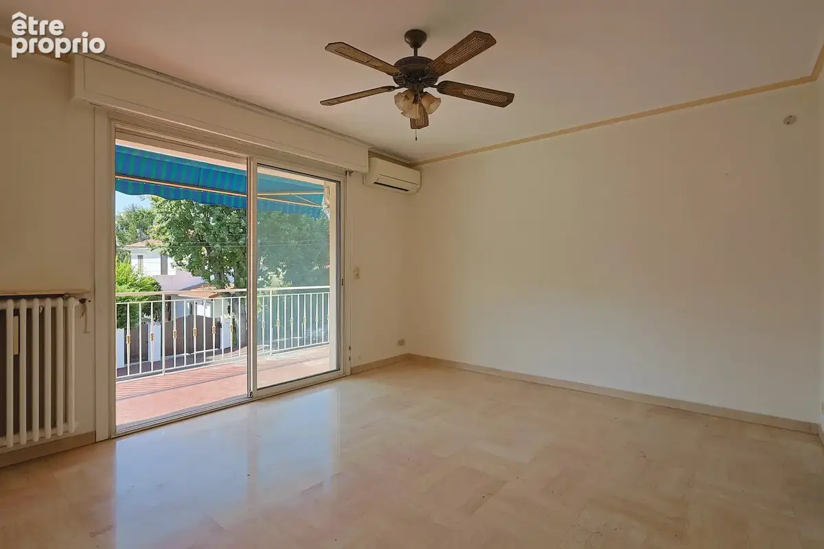 Juan-les-pins – 3 pièces à rénover – terrasse – garage 18 m² – proche plages et commerces - photo 3