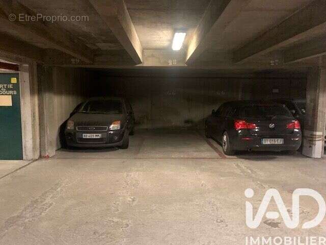 Photo 3 - Parking à PARIS-13E