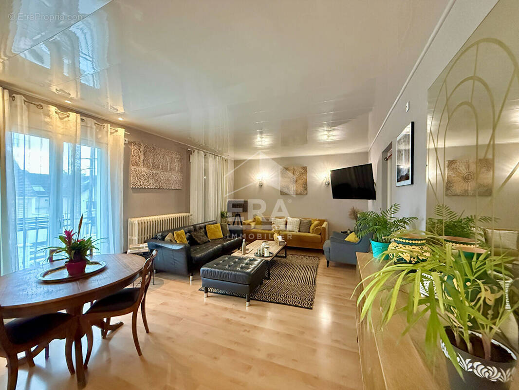 Maison à PONTAULT-COMBAULT